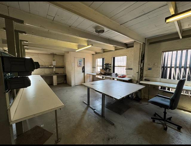 800M² WAREHOUSE FOR SALE IN FLORIDA